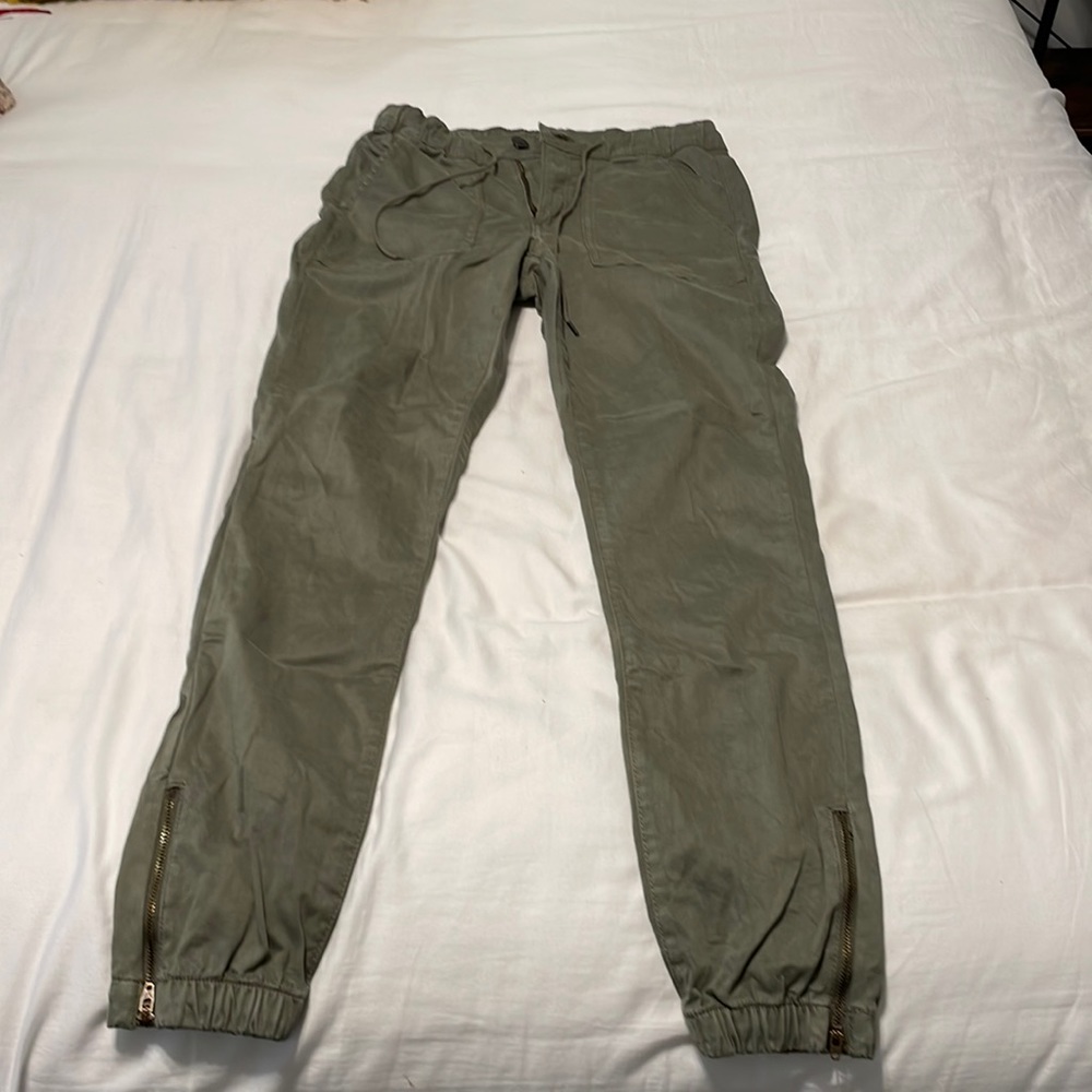 American Eagle super stretchy joggers
